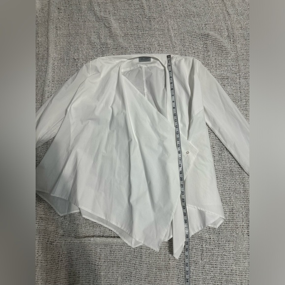 BALOSSA white quiet luxury cotton blouse - Picture 5 of 9